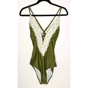 Cupshe Ladies Vintage Lace One Piece Medium Swimsuit Olive Green Cream Padded